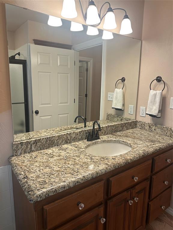 11824 Bellhurst Ave, Oklahoma City, OK 73162 - photo 28
