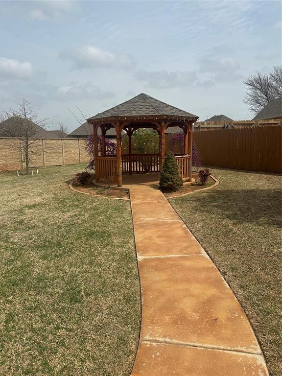 11824 Bellhurst Ave, Oklahoma City, OK 73162 - photo 49