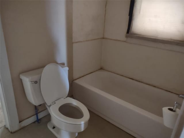 411 E 2nd St, Carnegie, OK 73015 - full bath with toilet and a bathtub