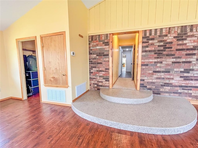 1016 Canyon Ridge Rd, Clinton, OK 73601 - property entrance featuring visible vents