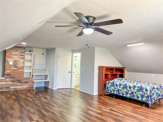 1016 Canyon Ridge Rd, Clinton, OK 73601 - bedroom featuring baseboards, wood finished floors, and a textured ceiling