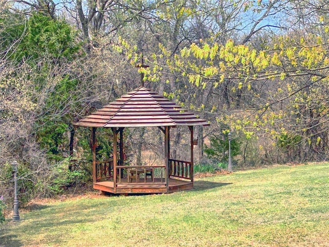 1016 Canyon Ridge Rd, Clinton, OK 73601 - view of yard featuring a deck and a gazebo