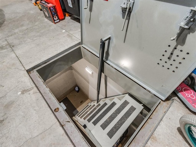 view of entry to storm shelter