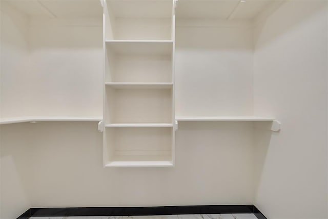 528 NW 112th St, Oklahoma City, OK 73114 - view of spacious closet