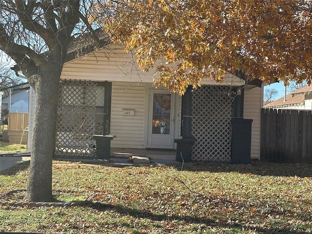 exterior space featuring fence