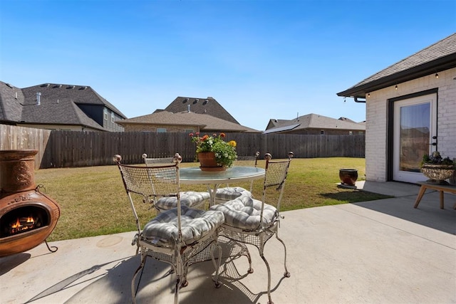 8416 NW 130th St, Oklahoma City, OK 73142 - view of patio with a fenced backyard