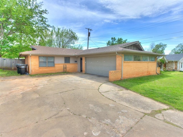 104 Oakside Dr, Moore, OK 73160 - photo 1