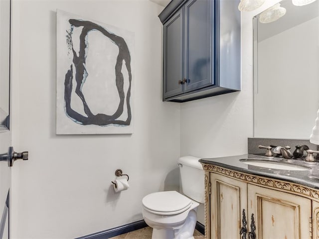 15213 Wilford Way, Edmond, OK 73013 - half bath featuring toilet and vanity