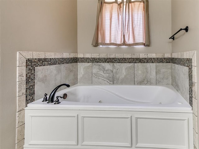 13340 Greenscape Rd, Piedmont, OK 73078 - full bath featuring a jetted tub