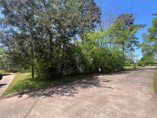 000 Dogwood Ct, Broken Bow, OK 74728 - photo 1