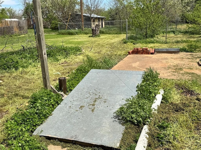 430 S Park Rd, Hobart, OK 73651 - view of yard featuring fence