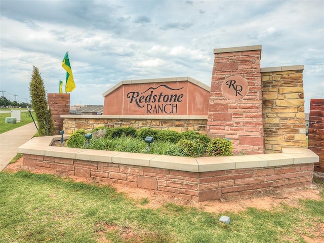 9704 Saddle Dr, Yukon, OK 73099 - view of community / neighborhood sign