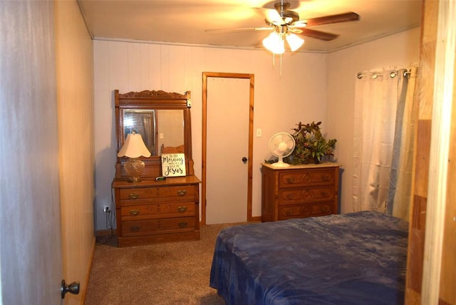 605 SW 6th St, Lindsay, OK 73052 - carpeted bedroom with a ceiling fan
