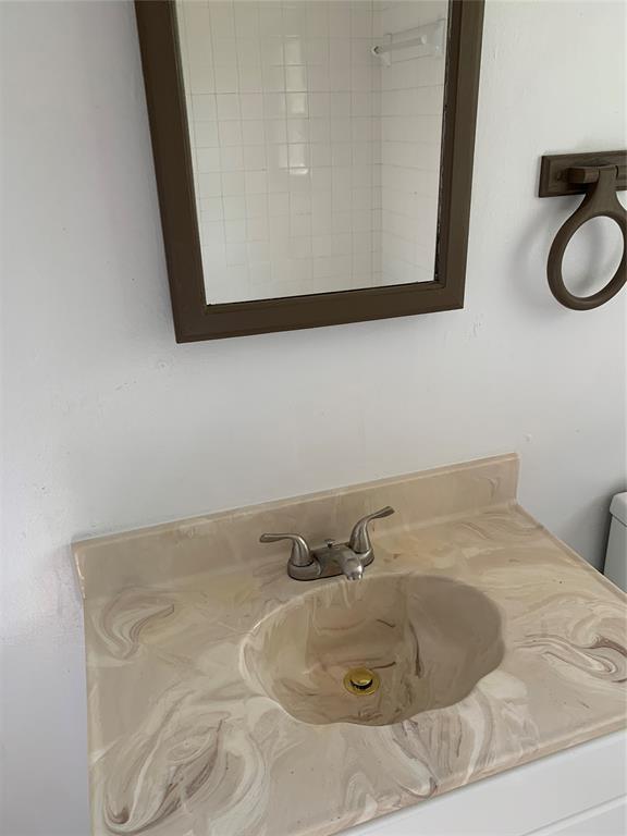 1006 N Market St, Shawnee, OK 74801 - bathroom featuring vanity