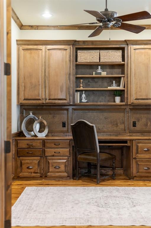 office area featuring crown molding, ceiling fan, recessed lighting, and wood finished floors