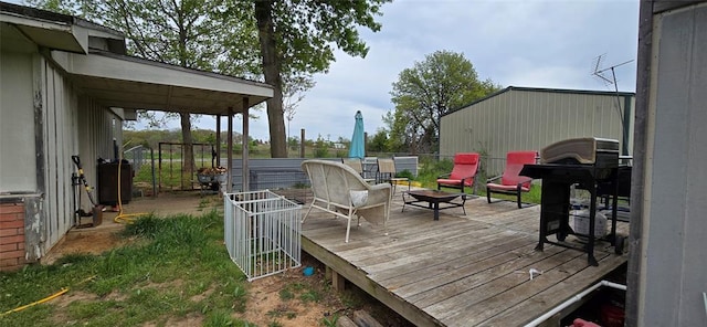 17904 Kings Rd, Shawnee, OK 74801 - wooden terrace with area for grilling