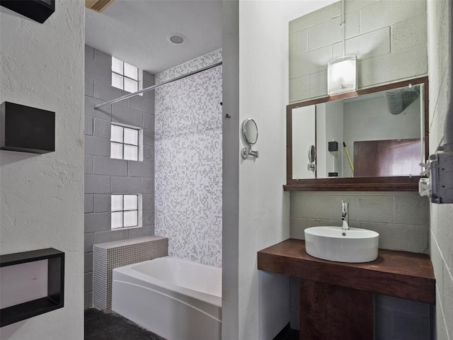 33 NE 7th St, Oklahoma City, OK 73104