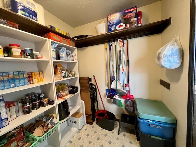 136 Skyline Dr, Chickasha, OK 73018 - view of storage room