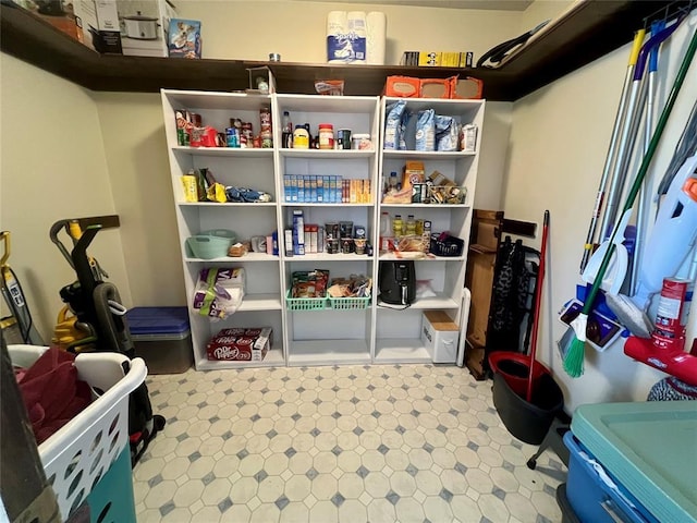 136 Skyline Dr, Chickasha, OK 73018 - view of storage room
