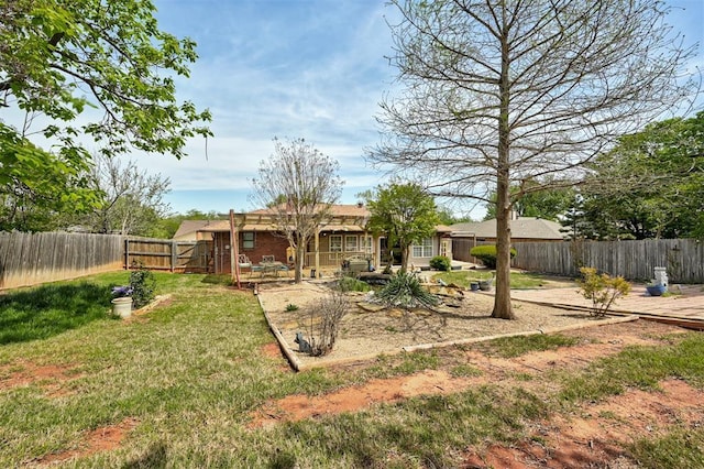 1113 Bank Side Cir, Edmond, OK 73012 - view of yard featuring a fenced backyard and a patio
