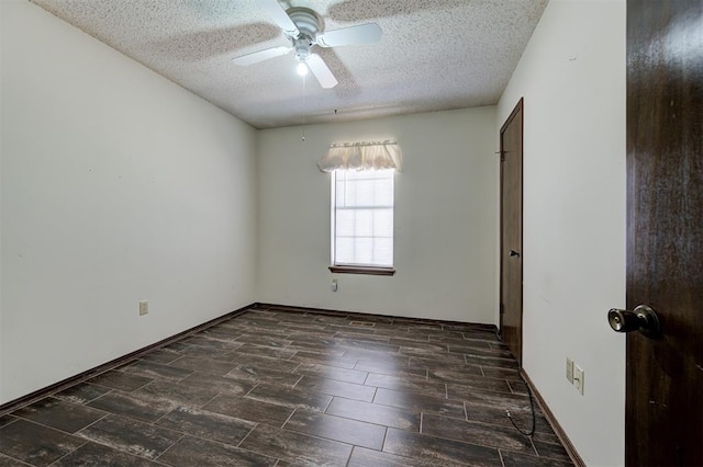 1113 Bank Side Cir, Edmond, OK 73012 - unfurnished room featuring a ceiling fan and a textured ceiling