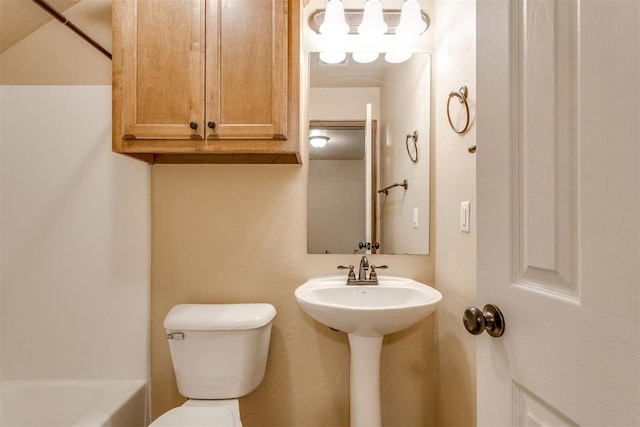 3719 Black Forrest Ct, Newcastle, OK 73065 - bathroom featuring toilet