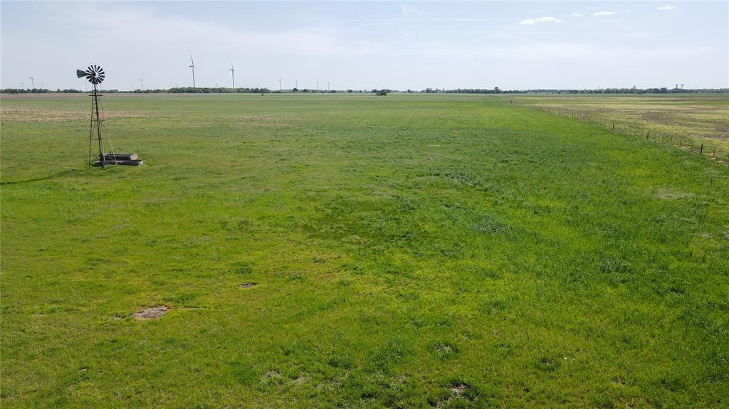 N Rockwell Ave, Crescent, OK 73028 - photo 1