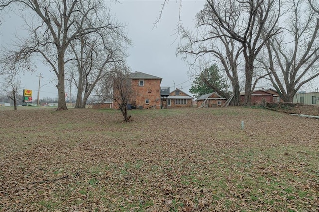 1319 S Division St, Guthrie, OK 73044 - view of yard