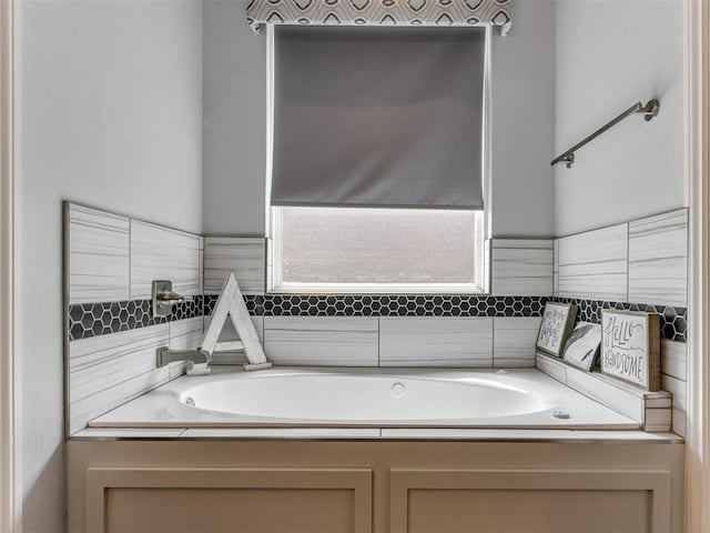 3108 Drake Crest Dr, Edmond, OK 73034 - full bathroom featuring a garden tub