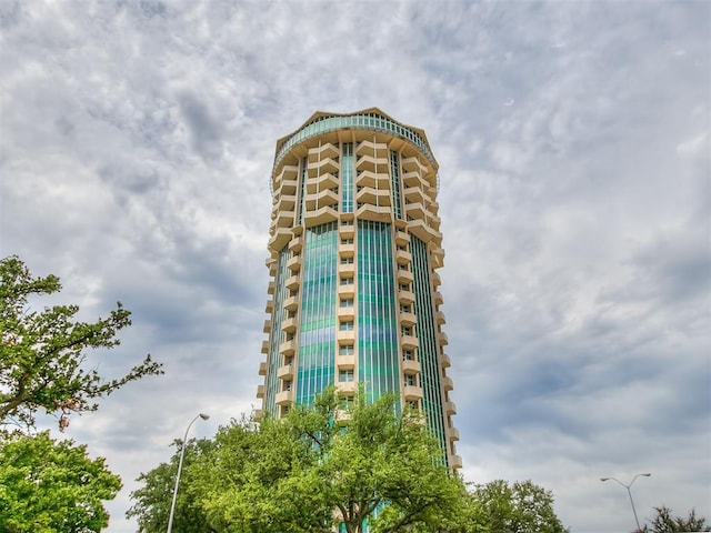 view of building exterior