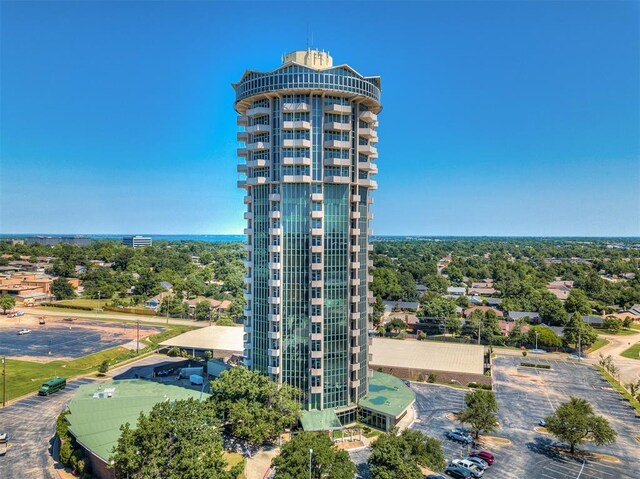 5900 Mosteller Dr Unit 112, Oklahoma City, OK 73112 - photo 3
