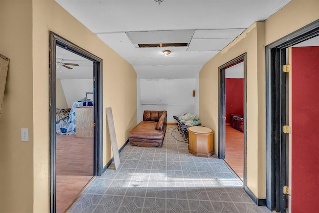 319 S Main St, Pocasset, OK 73079 - view of corridor
