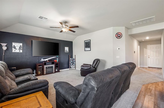 1105 NW 3rd St, Newcastle, OK 73065 - living area featuring lofted ceiling, ceiling fan, light wood finished floors, and visible vents