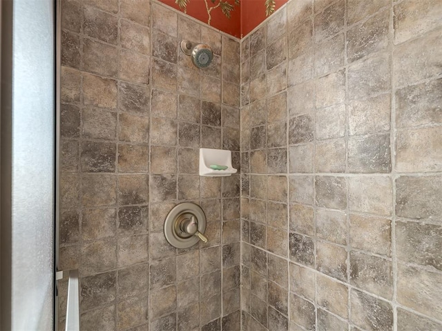 8016 NW 124th St, Oklahoma City, OK 73142 - bathroom with tiled shower