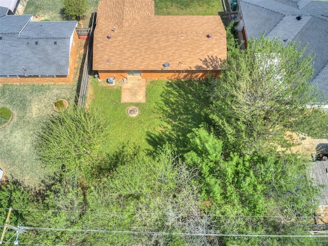 320 Willow Pl, Yukon, OK 73099 - drone / aerial view