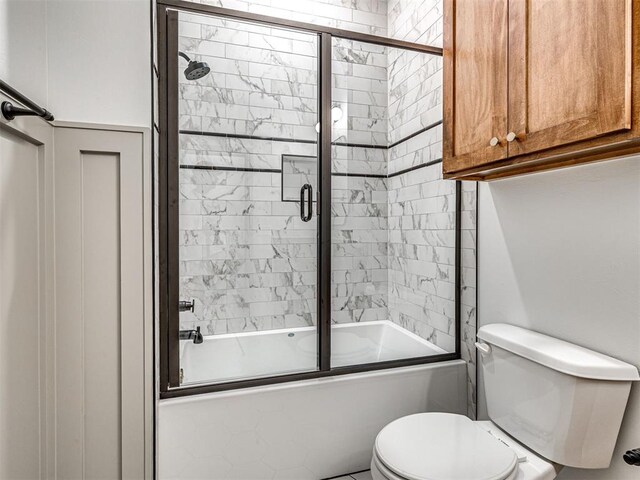 18443 Boardwalk Xing, Norman, OK 73072 - full bathroom with toilet and enclosed tub / shower combo