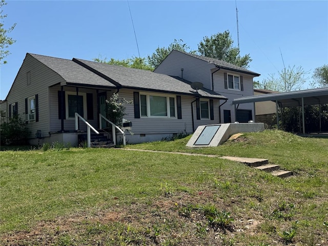 608 Roosevelt St, Seminole, OK 74868 - view of front of house featuring crawl space, a front lawn, and a shingled roof