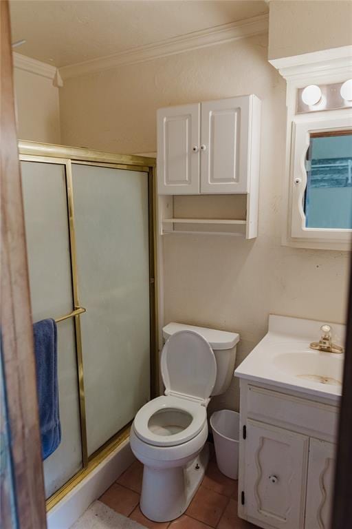 4108 N Broadway Ave, Hinton, OK 73047 - bathroom featuring toilet, vanity, crown molding, and a stall shower