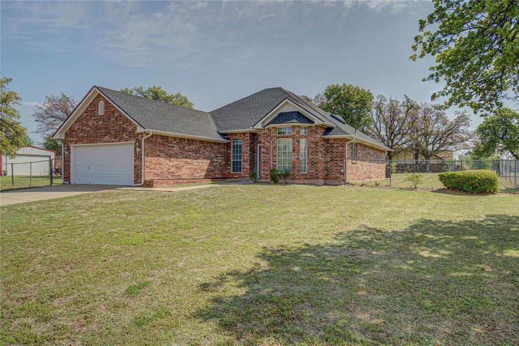 1900 S Avery Ave, Midwest City, OK 73130 - photo 1