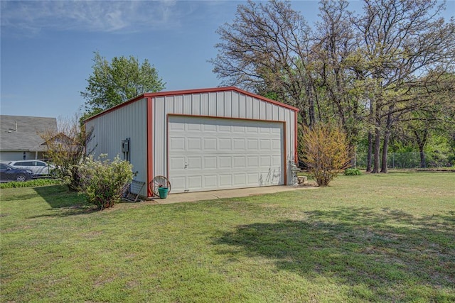 detached garage with fence