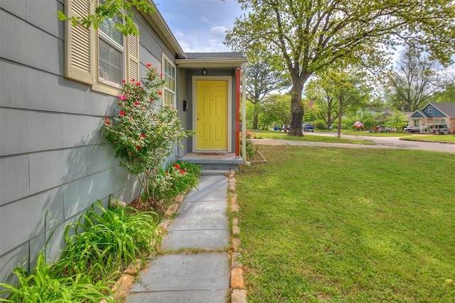 1115 W Eufaula St, Norman, OK 73069 - entrance to property featuring a yard