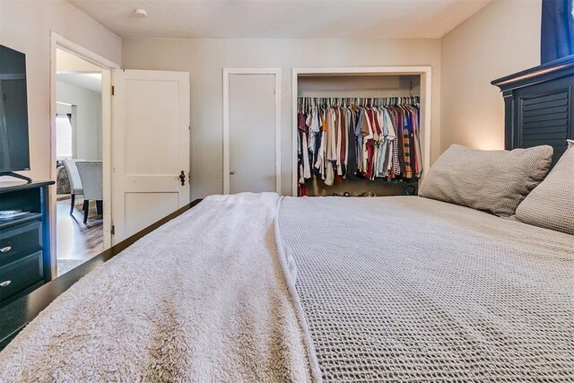 1115 W Eufaula St, Norman, OK 73069 - bedroom featuring a closet