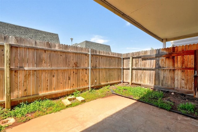 exterior space featuring fence