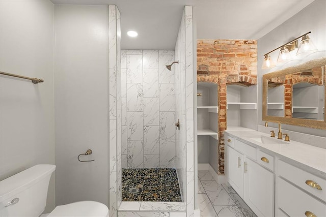 bathroom featuring recessed lighting, tiled shower, vanity, toilet, and marble finish floor