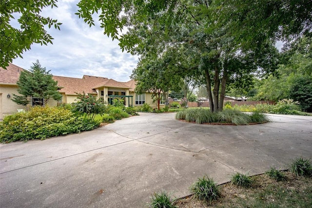 view of front of home featuring stucco siding