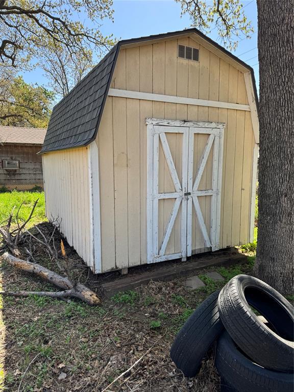 6718 NW 29th St, Bethany, OK 73008 - view of shed