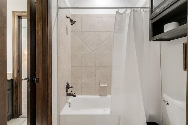 4301 Frisco Bridge Blvd, Edmond, OK 73034 - full bath featuring shower / bath combination with curtain and toilet