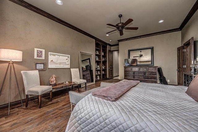 4400 The Ranch Rd, Edmond, OK 73034 - bedroom featuring a ceiling fan, wood finished floors, crown molding, and recessed lighting