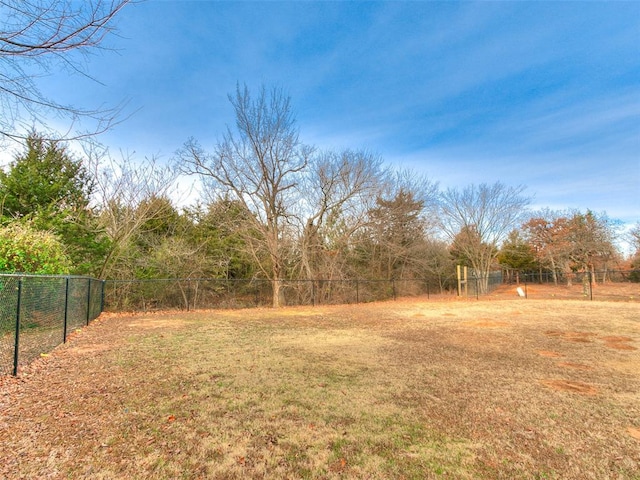 20498 SE 15th St, Harrah, OK 73045 - view of yard featuring fence