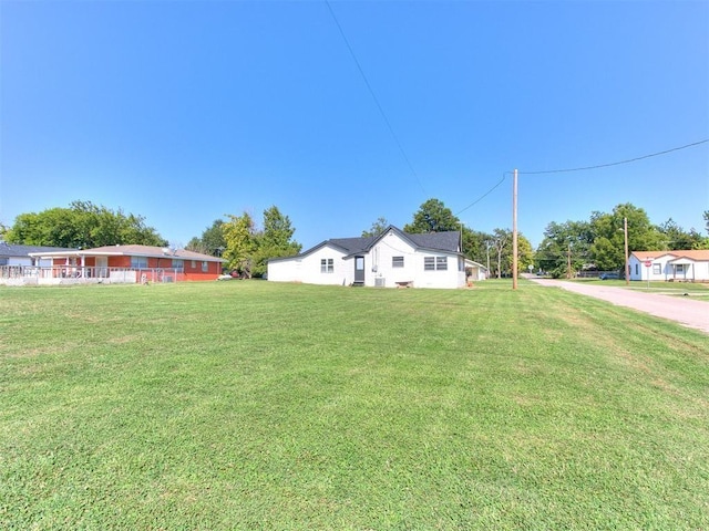 603 N Madison Ave, Blanchard, OK 73010 - view of yard